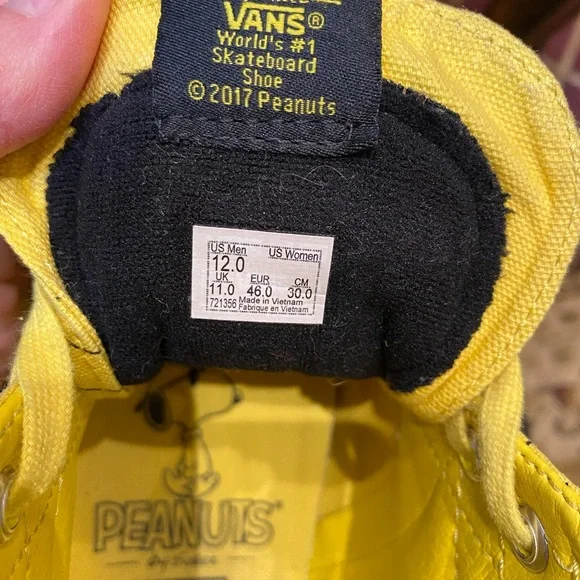 Vans X Peanuts SK8Collaboration Yellow and Black Athletic Shoes